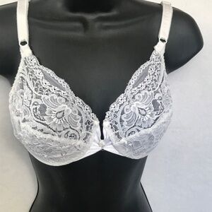34 D bra by Oscar de la Renta white lace sexy bra underwire